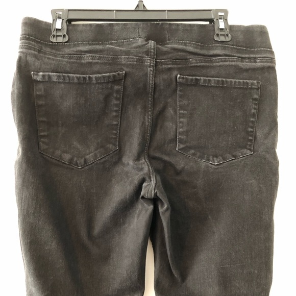 Old Navy Rockstar Jeans - Picture 3 of 3